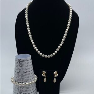 Pearl Necklace, Bracelet and Earring Set
